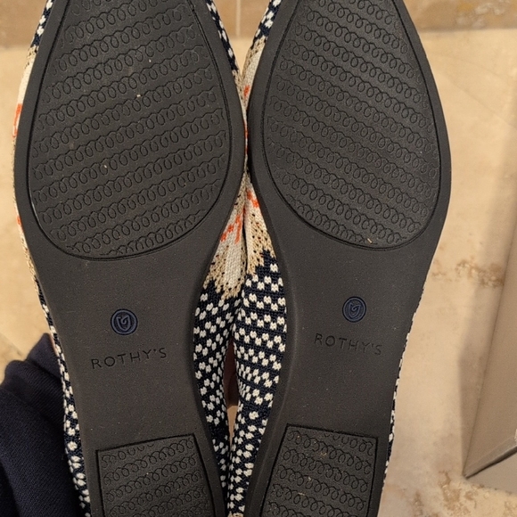 Rothy's Sapphire Floral Point 8.5 - Picture 3 of 8